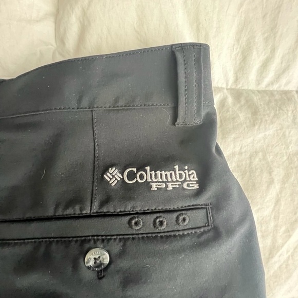 PFG Columbia shorts - Picture 3 of 5